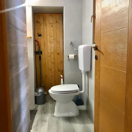 Krila 木屋